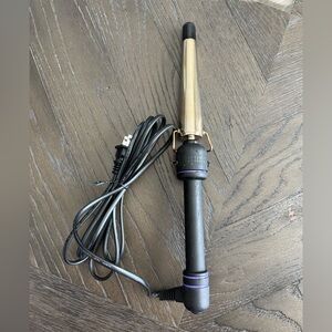 Hot Realty Gold and Black Oval Curling Iron